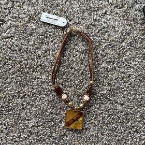 Laura Ashley Brown Glass Pendant Necklace on Suede 17-20”